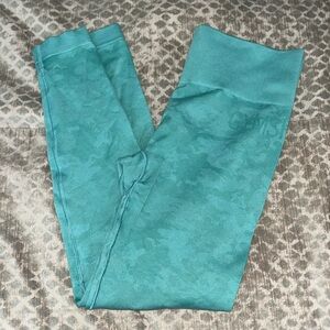 GymShark - High Waisted - Full Length - Size Medium